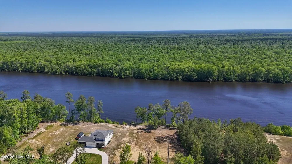 206 Riversedge Drive Winton, NC 27986