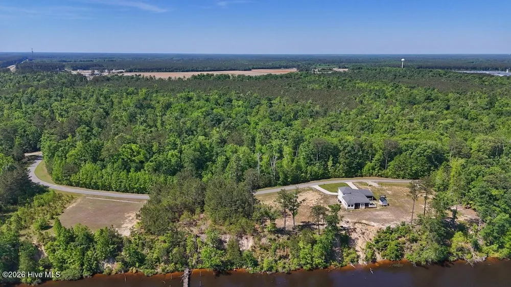 206 Riversedge Drive Winton, NC 27986