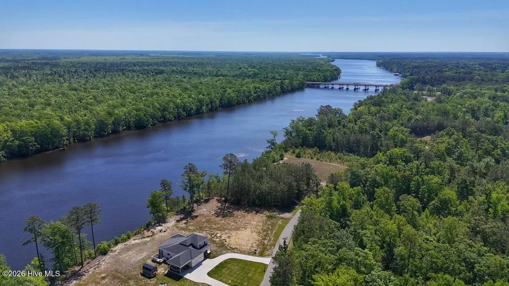 206 Riversedge Drive Winton, NC 27986