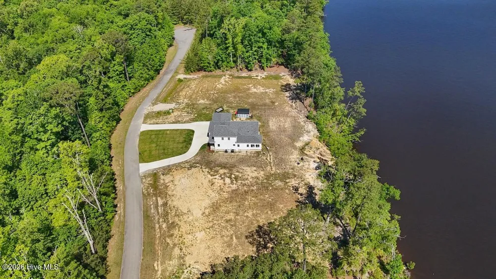 206 Riversedge Drive Winton, NC 27986