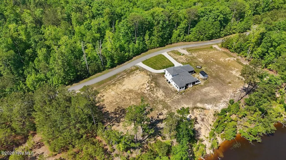 206 Riversedge Drive Winton, NC 27986