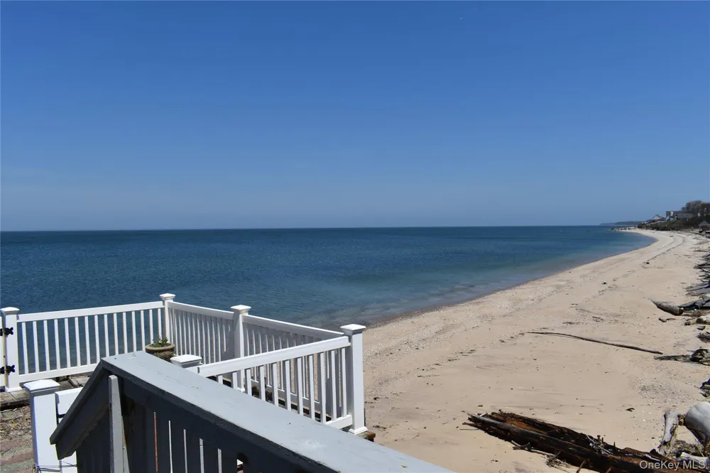 52755 Soundview Avenue Southold, NY 11971