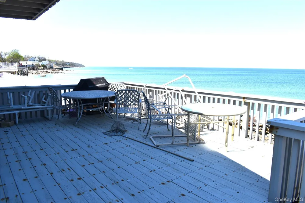 52755 Soundview Avenue Southold, NY 11971