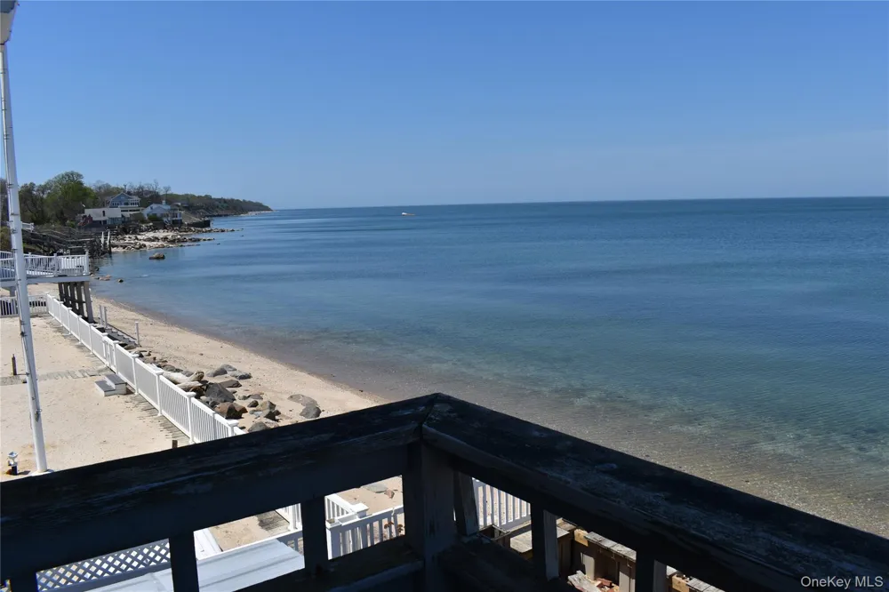 52755 Soundview Avenue Southold, NY 11971