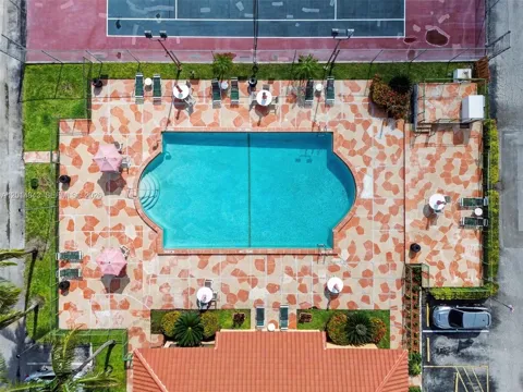 7155 Miami Lakes Dr #P16