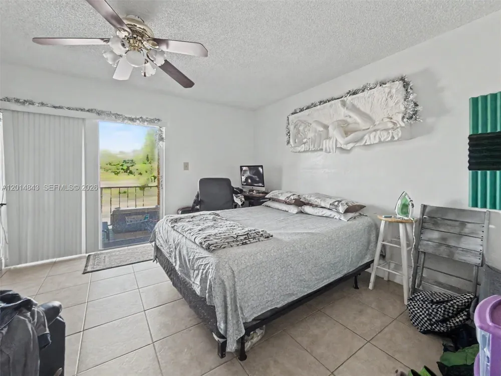 7155 Miami Lakes Dr #P16 Miami Lakes, FL 33014
