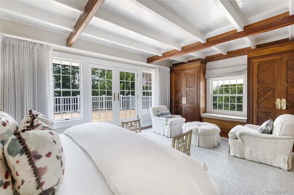 92 Beach Lane Westhampton Beach, NY 11978