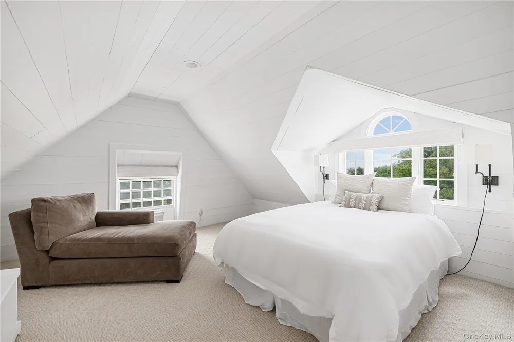 92 Beach Lane Westhampton Beach, NY 11978