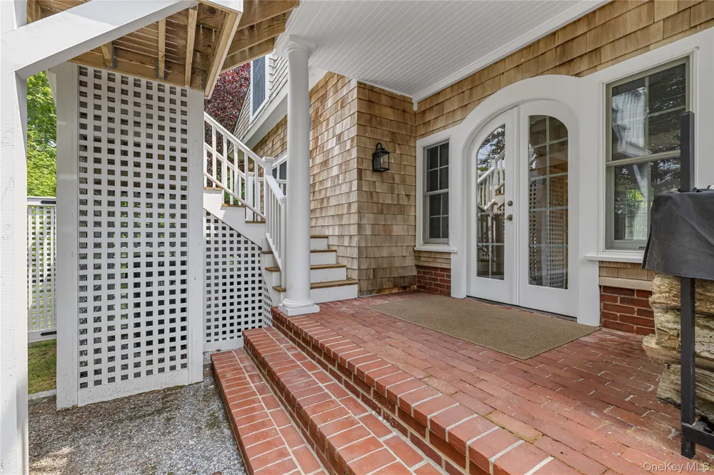 92 Beach Lane Westhampton Beach, NY 11978