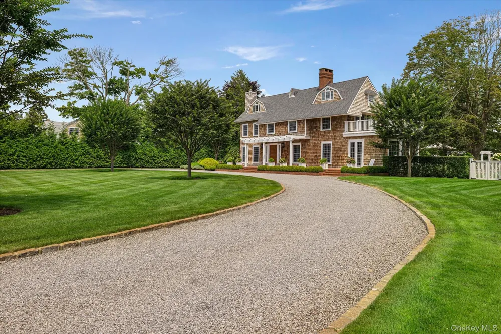 92 Beach Lane Westhampton Beach, NY 11978