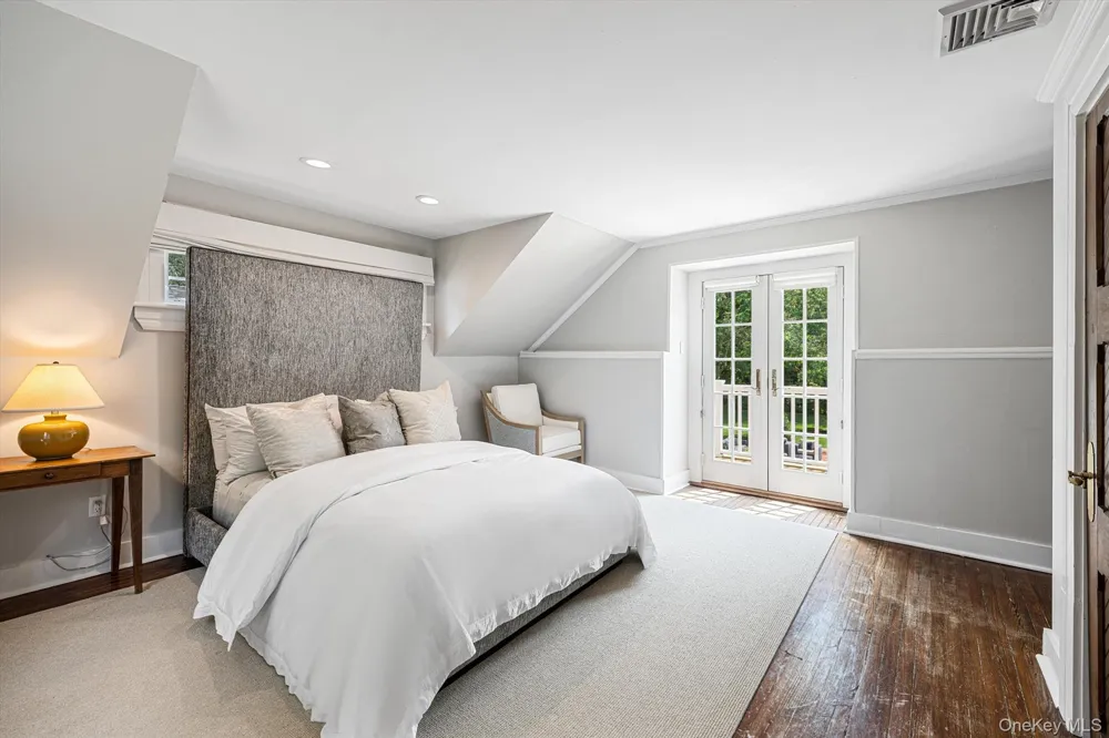 92 Beach Lane Westhampton Beach, NY 11978