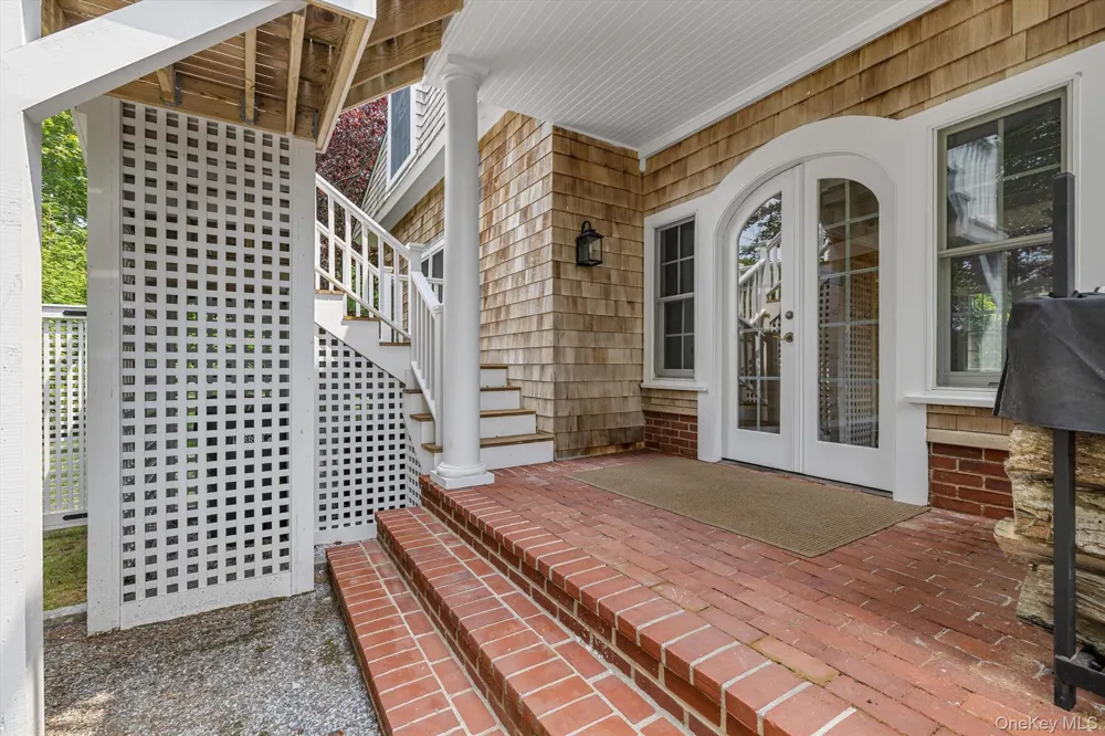 92 Beach Lane Westhampton Beach, NY 11978
