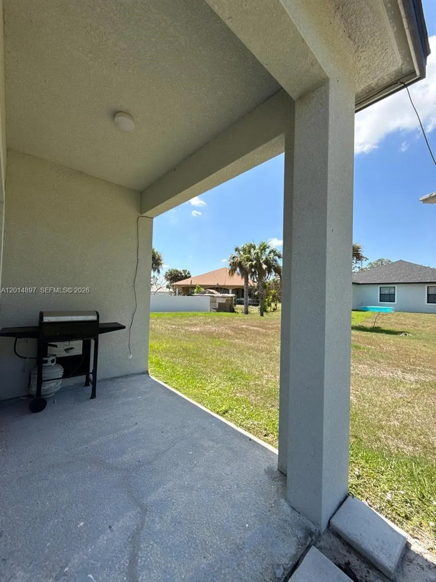 5020 Myrtlewood RD La Belle, FL 33935