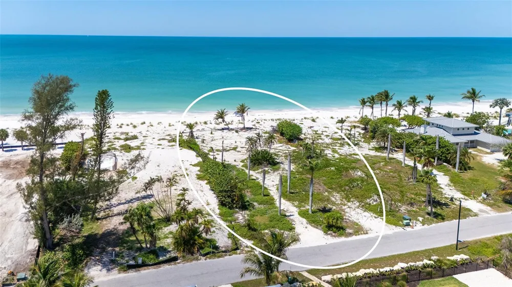 6441 GULFSIDE ROAD Longboat Key, FL 34228