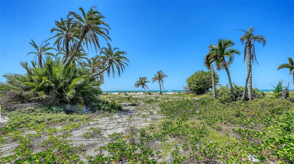 6441 GULFSIDE ROAD Longboat Key, FL 34228