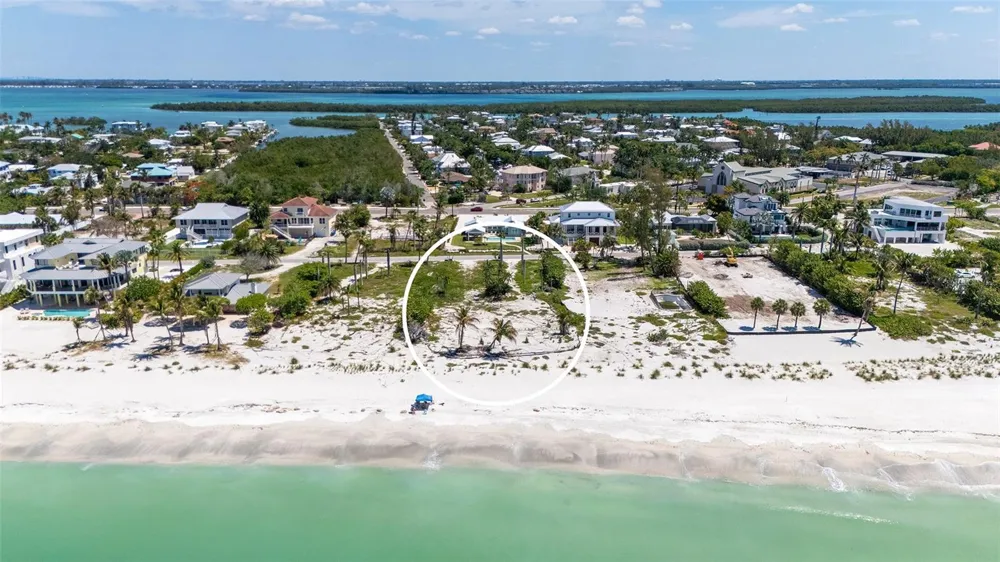 6441 GULFSIDE ROAD Longboat Key, FL 34228