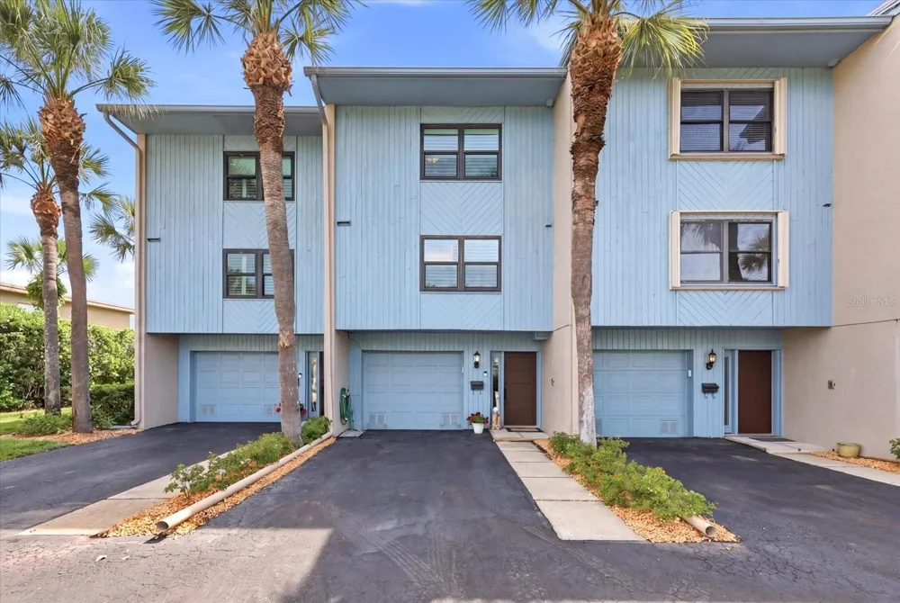 11835 3RD STREET E Treasure Island, FL 33706