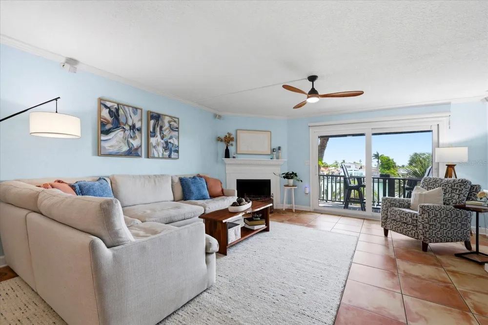 11835 3RD STREET E Treasure Island, FL 33706