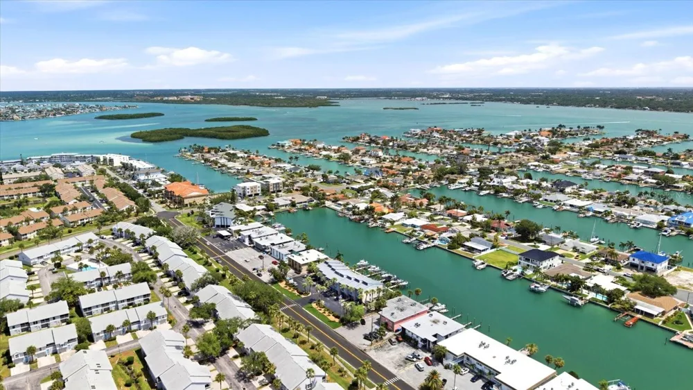 11835 3RD STREET E Treasure Island, FL 33706