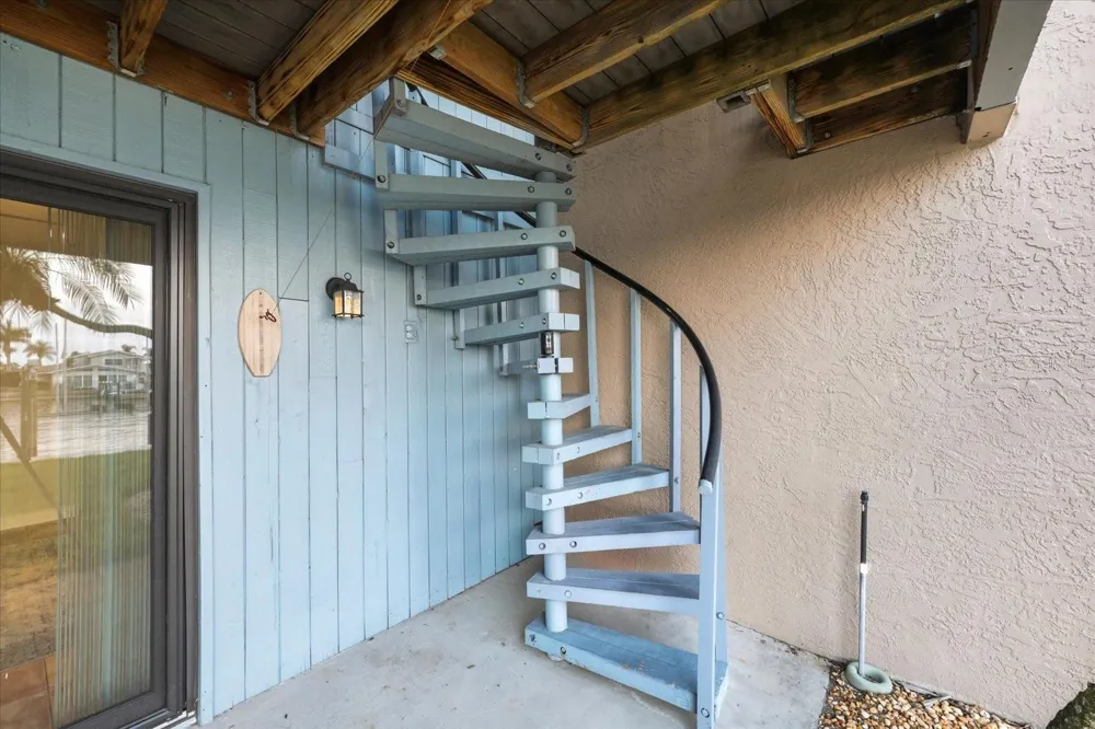 11835 3RD STREET E Treasure Island, FL 33706