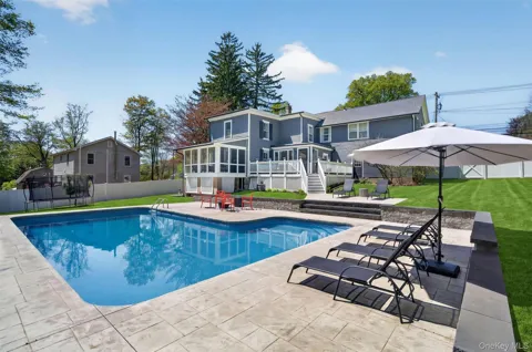 88 Maple Avenue