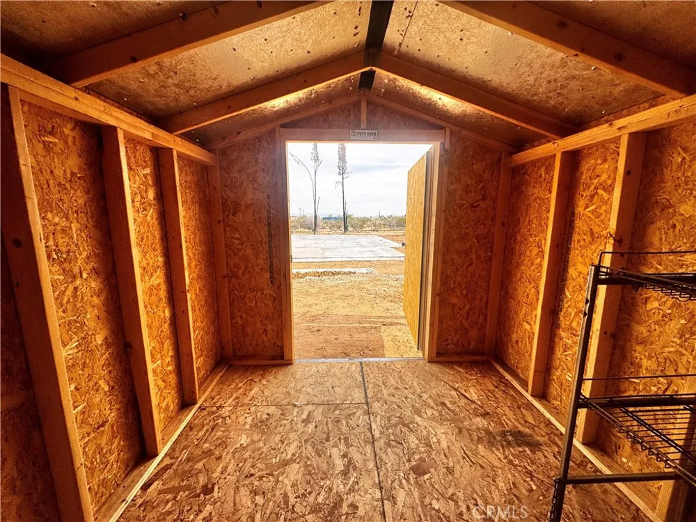 382 Bowman Trail Landers, CA 92285
