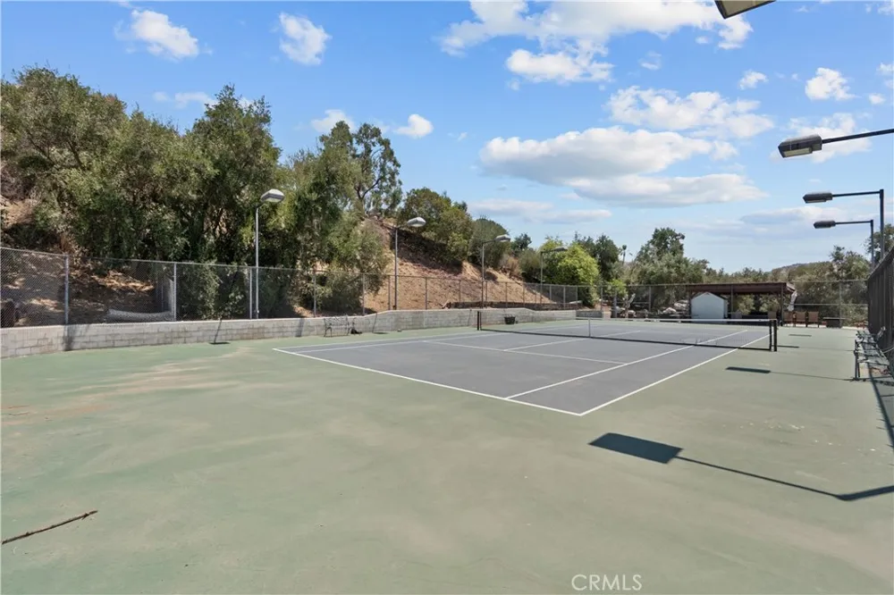 VAC VLC Tuxford Sun Valley, CA 91352