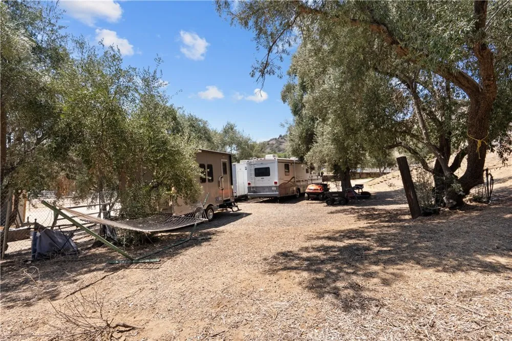 VAC VLC Tuxford Sun Valley, CA 91352