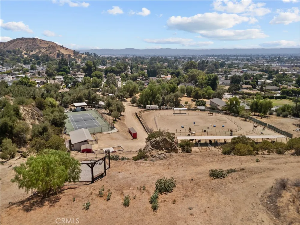 VAC VLC Tuxford Sun Valley, CA 91352