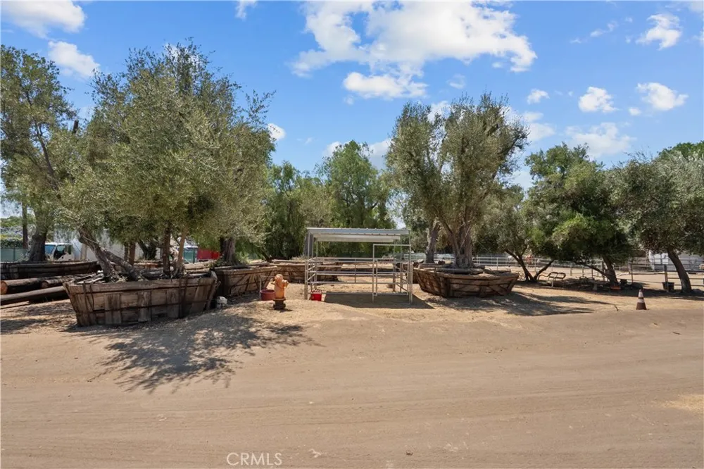 VAC VLC Tuxford Sun Valley, CA 91352