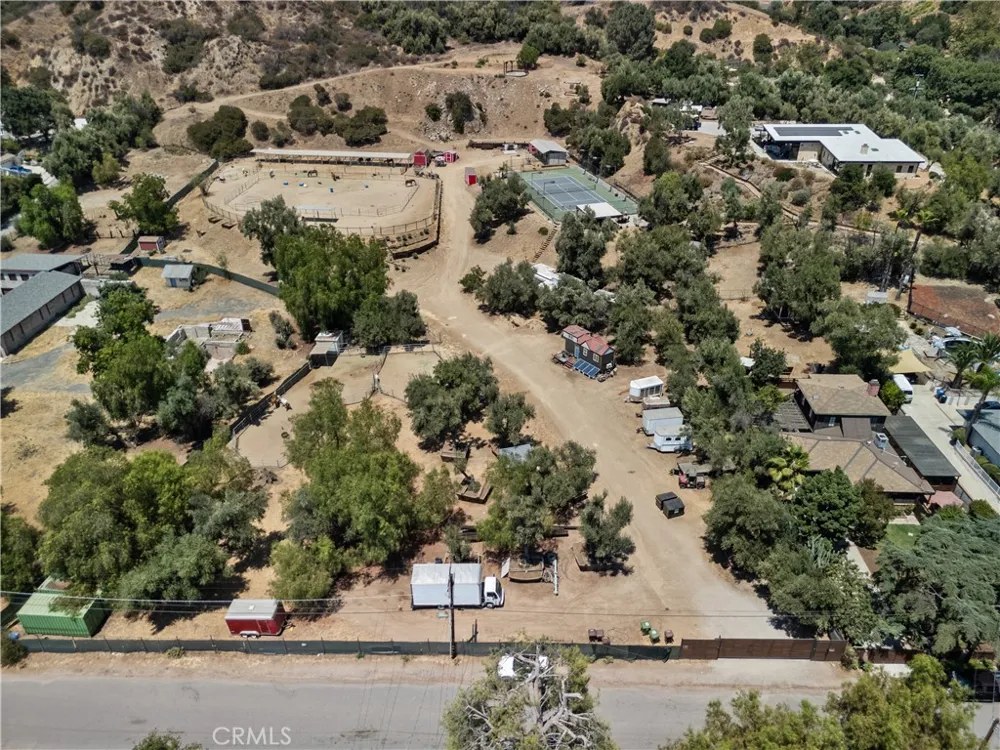 VAC VLC Tuxford Sun Valley, CA 91352