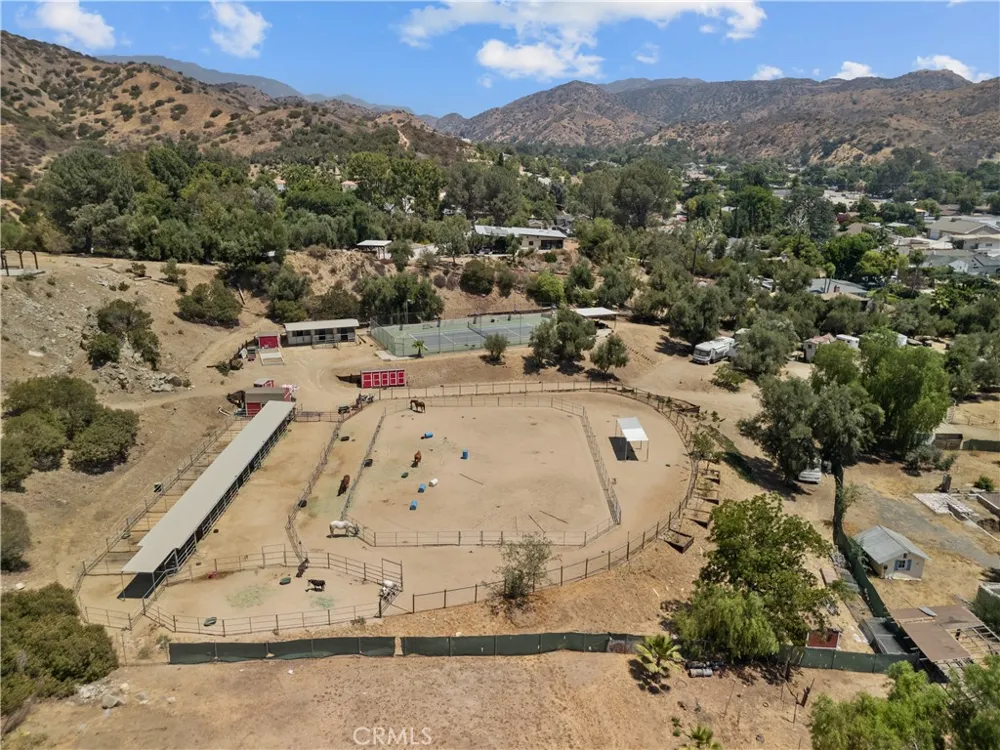 VAC VLC Tuxford Sun Valley, CA 91352