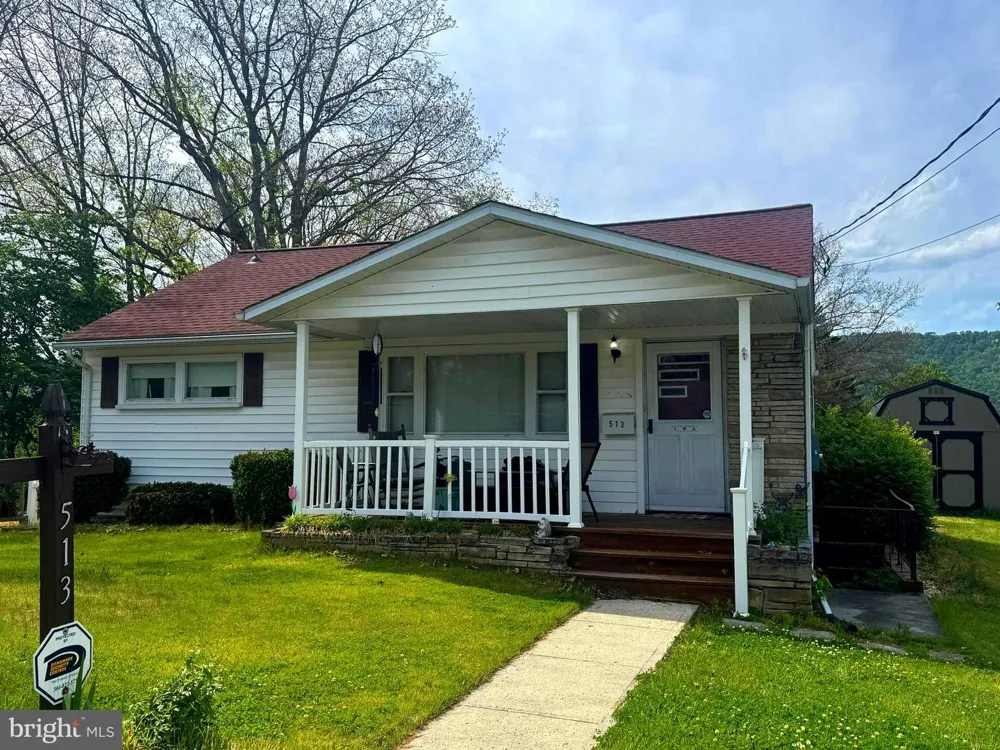 513 2ND STREET Romney, WV 26757