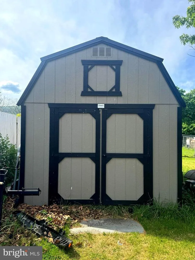 513 2ND STREET Romney, WV 26757