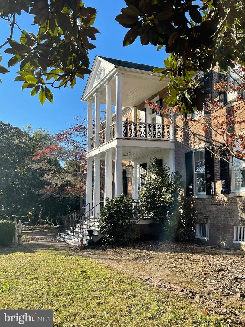 287 ROWES LANDING Heathsville, VA 22473
