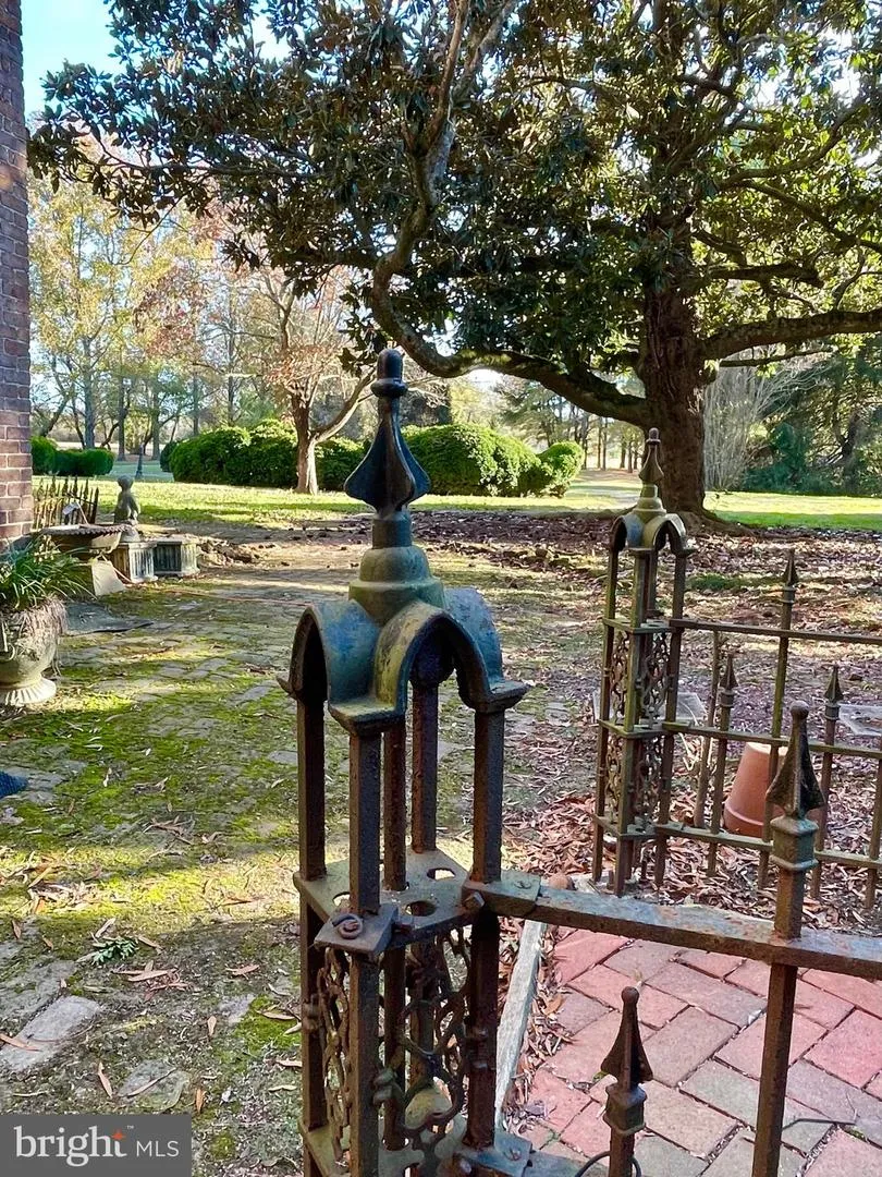 287 ROWES LANDING Heathsville, VA 22473