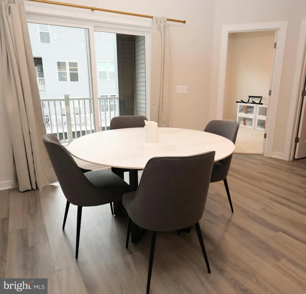 4619 OLIVINE DRIVE Chantilly, VA 20151
