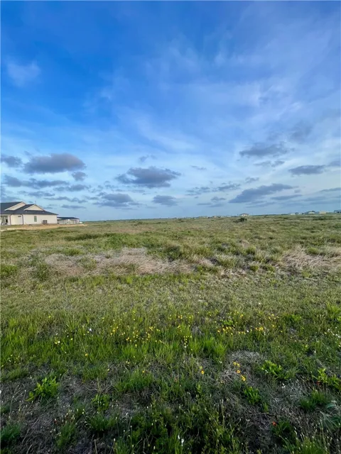 124 Dockside Drive