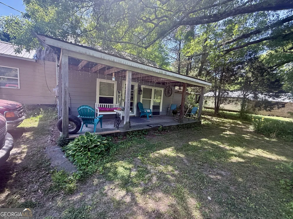 1072 Mountain View RD Trion, GA 30753