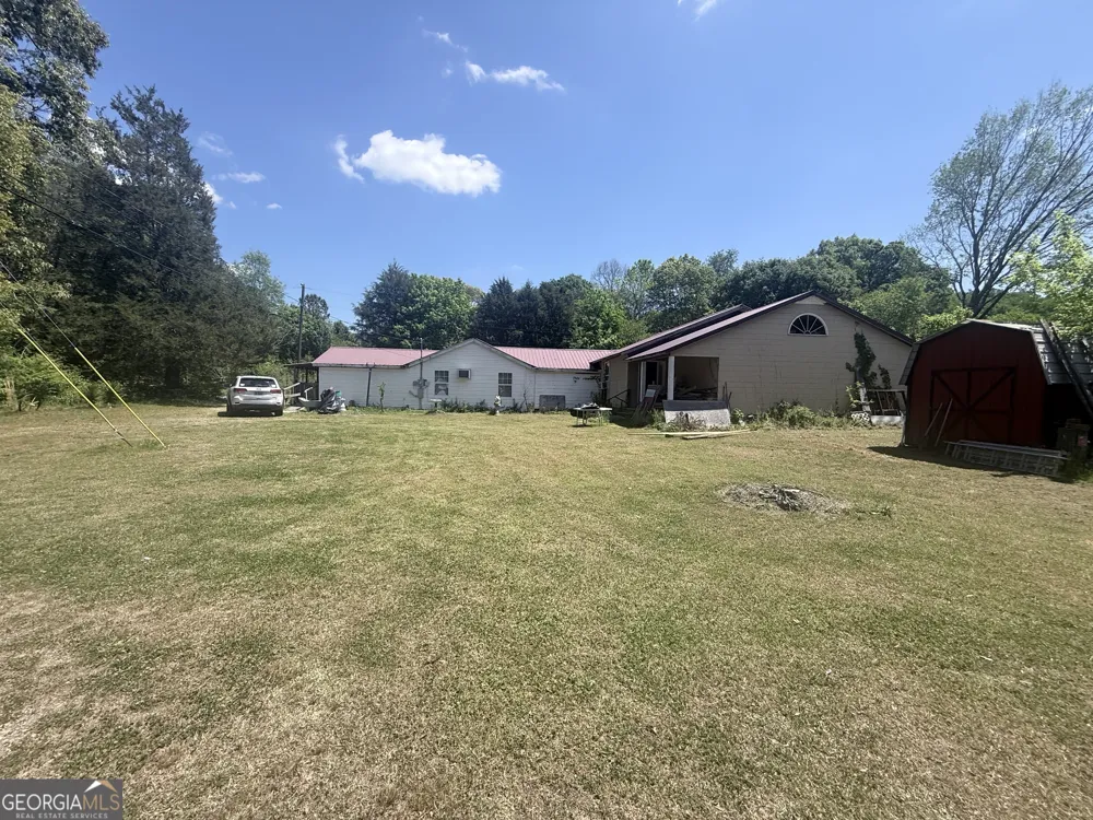 1072 Mountain View RD Trion, GA 30753