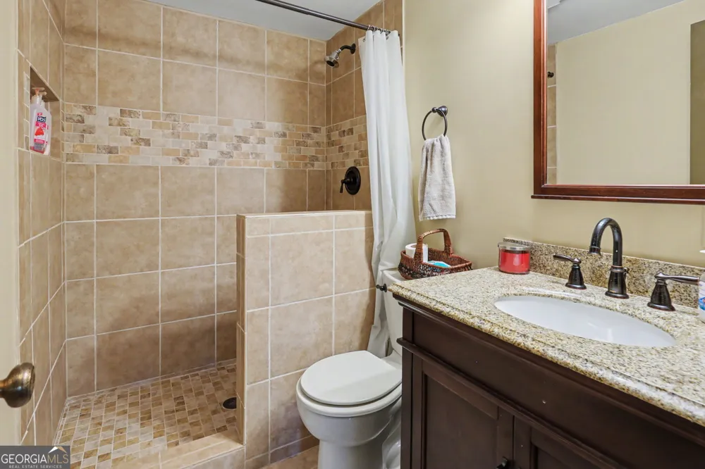772 Glassy MTN Tiger, GA 30576