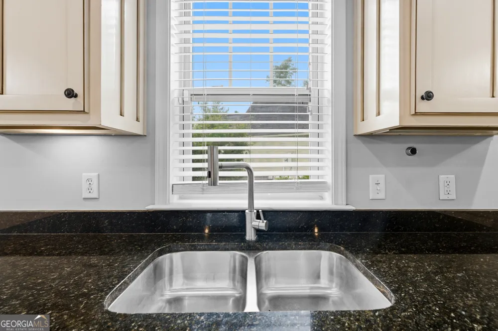 75 Jacobs CIR Richmond Hill, GA 31324