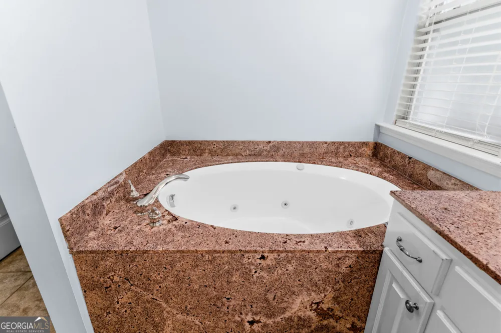 75 Jacobs CIR Richmond Hill, GA 31324