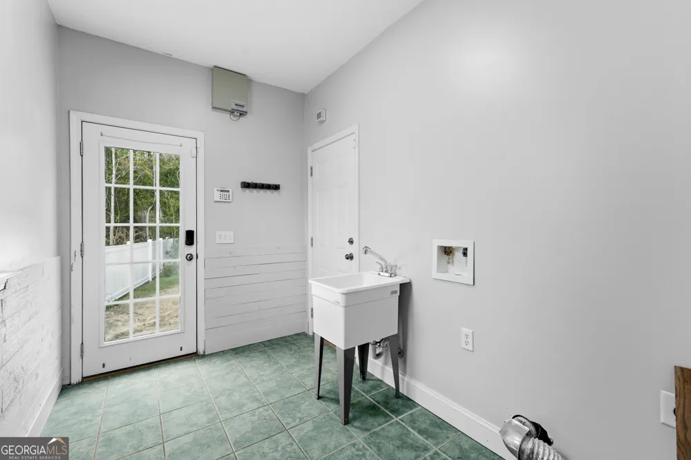 75 Jacobs CIR Richmond Hill, GA 31324