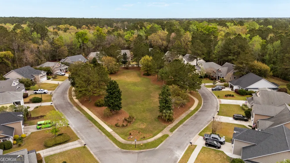 75 Jacobs CIR Richmond Hill, GA 31324