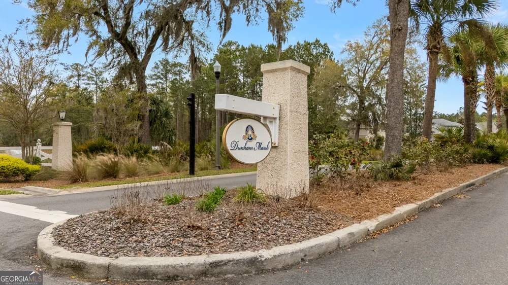 75 Jacobs CIR Richmond Hill, GA 31324