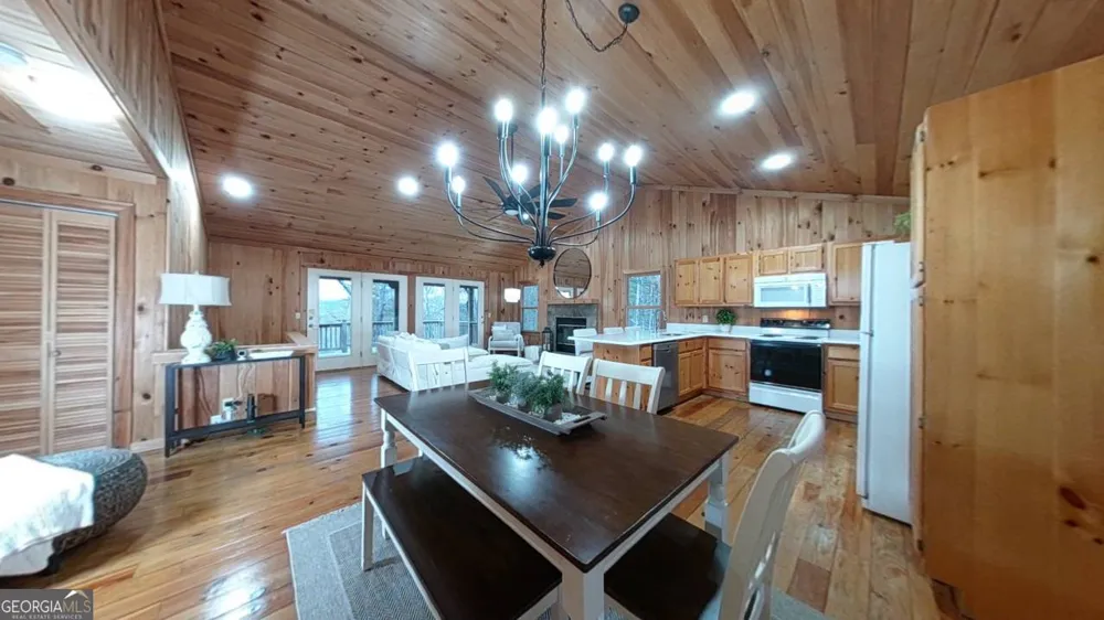 505 Long Mountain DR Lakemont, GA 30552