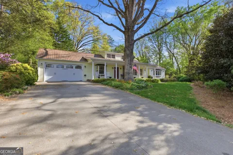 1116 Highway 76 W