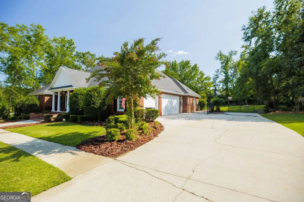 4305 Fouracre PL Valdosta, GA 31601