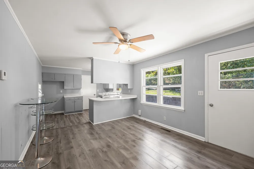 574 S Sage ST Toccoa, GA 30577